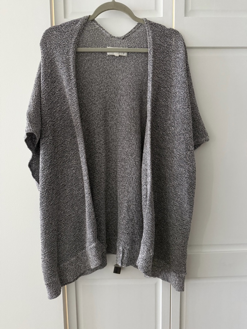 Community Aritzia Grey Marled Wrap Cardigan Sweater XS/S Cotton Blend Like New